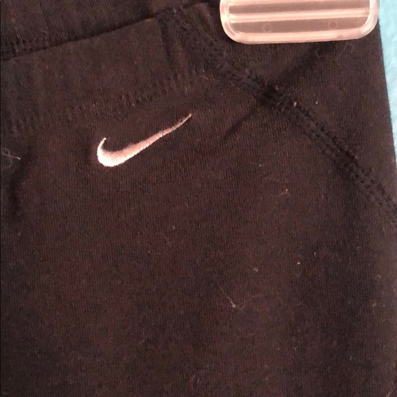 Nike Leggings - Picture 2 of 4